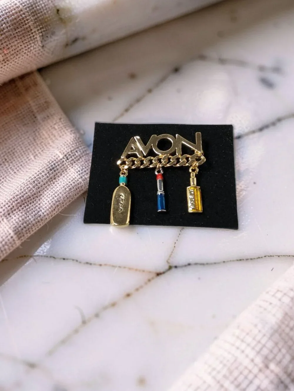 Avon this vintage